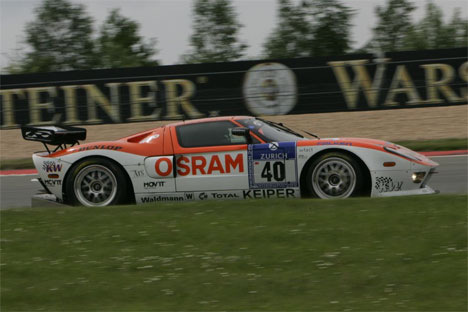 Den store overraskelse for alle: Ford GT fra Baeder Motorsport på poleposition